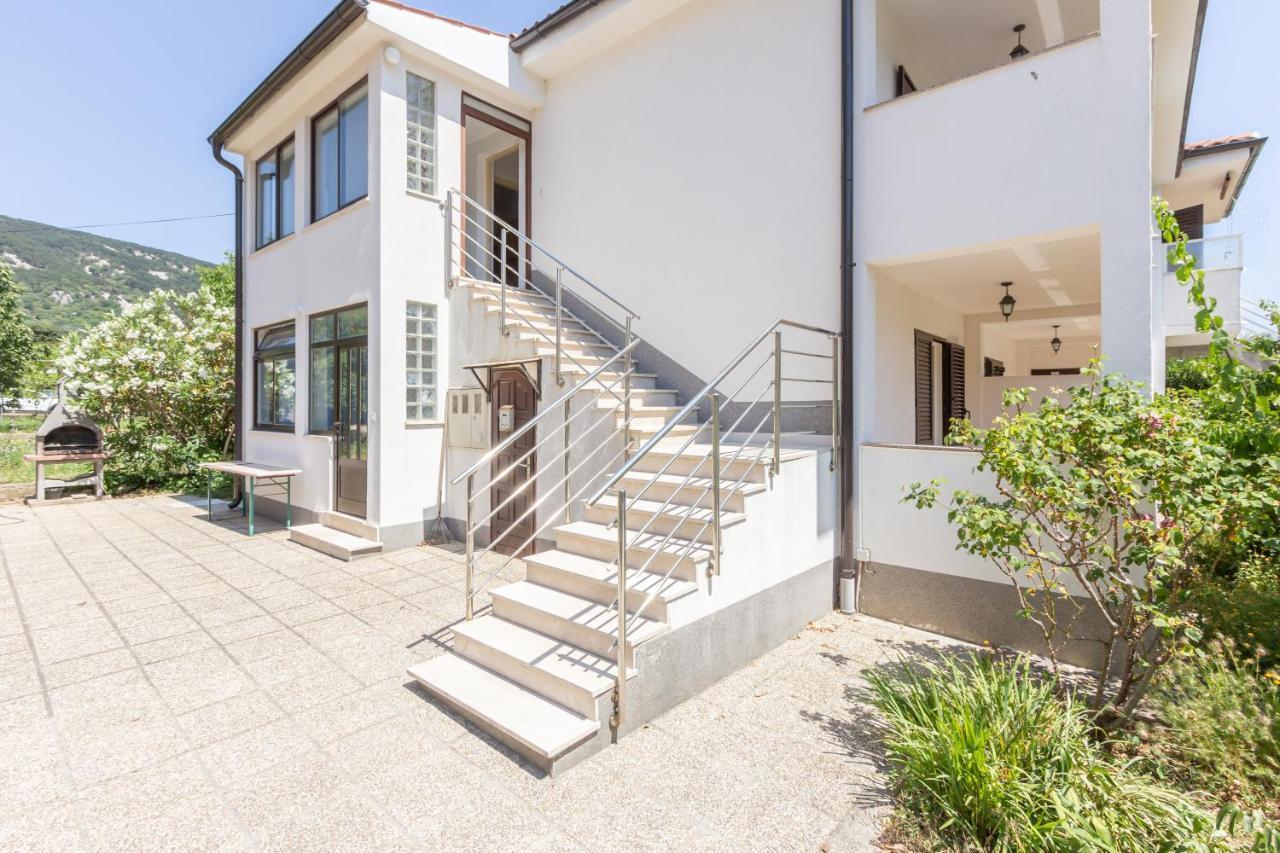 Apartment Beti With Balcony Baska  Luaran gambar