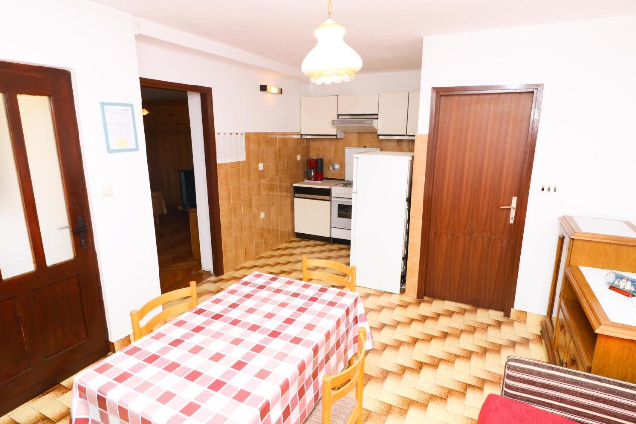 Apartment Beti With Balcony Baska  Luaran gambar