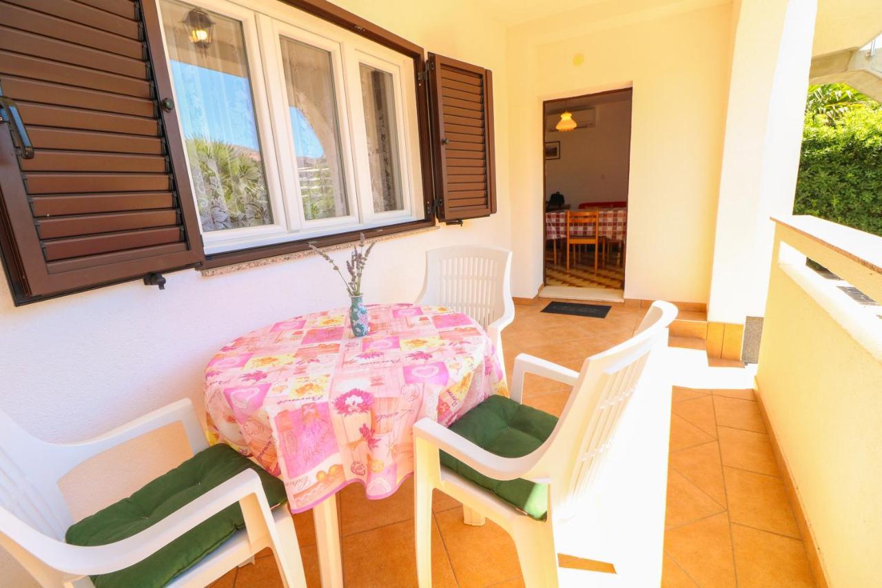 Apartment Beti With Balcony Baska  Luaran gambar