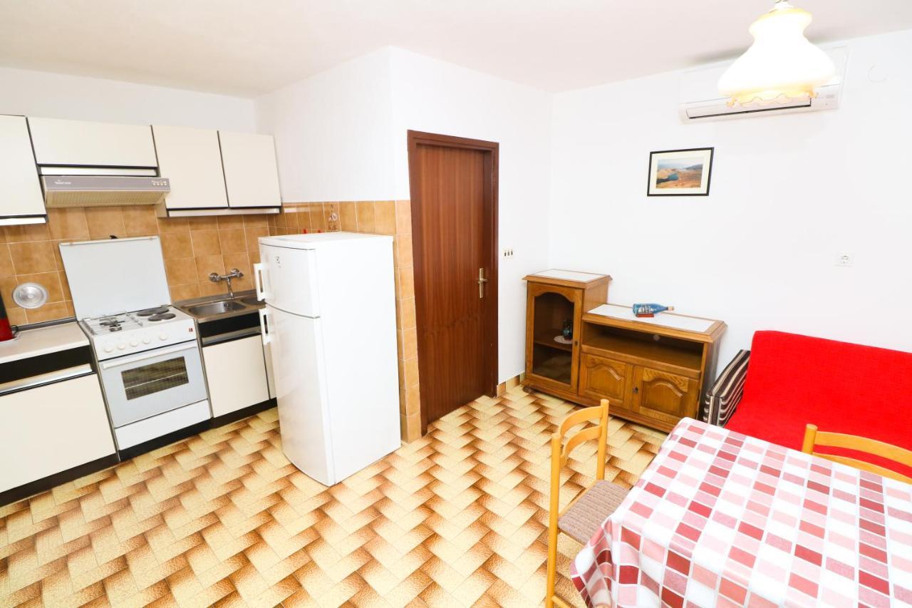 Apartment Beti With Balcony Baska  Luaran gambar
